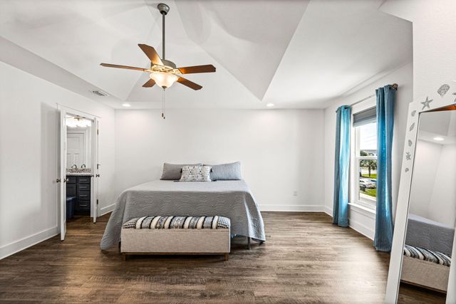 400 Mattie M Kelly Boulevard 69, Destin, FL 32541