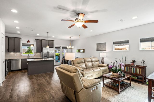 400 Mattie M Kelly Boulevard 69, Destin, FL 32541