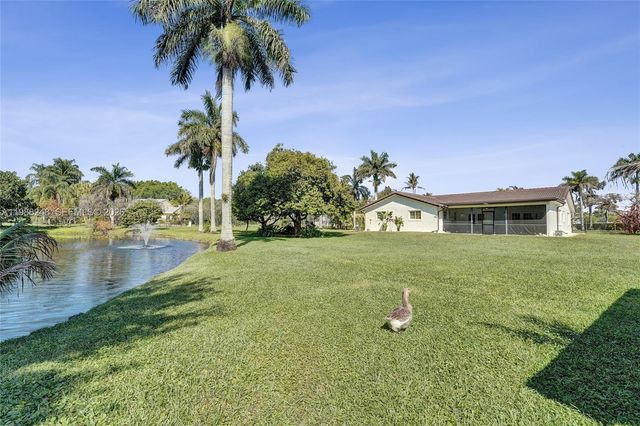 4701 SW 110th Ave, Davie, FL 33328