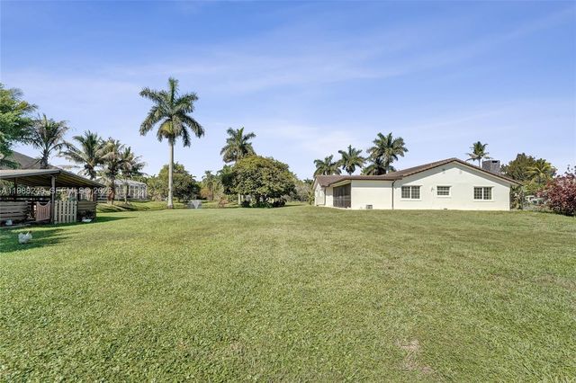 4701 SW 110th Ave, Davie, FL 33328