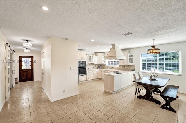 4701 SW 110th Ave, Davie, FL 33328