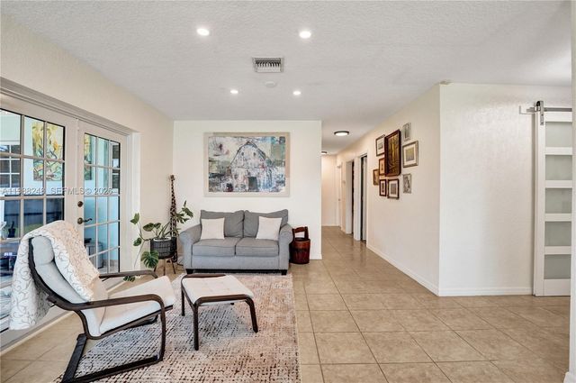 4701 SW 110th Ave, Davie, FL 33328