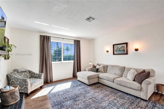 4701 SW 110th Ave, Davie, FL 33328