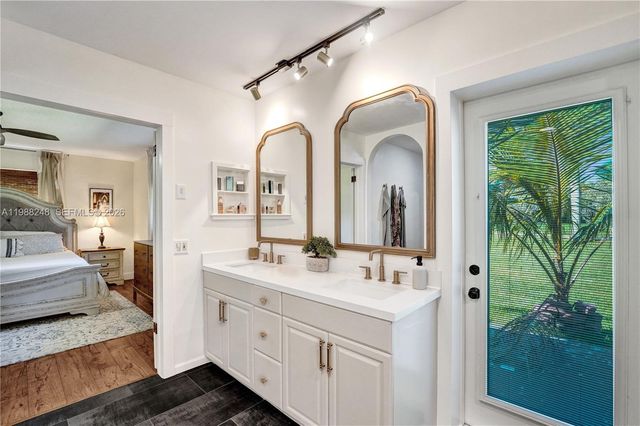 4701 SW 110th Ave, Davie, FL 33328