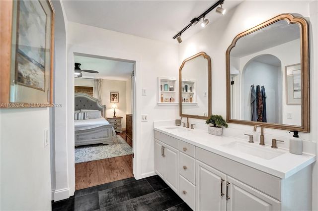 4701 SW 110th Ave, Davie, FL 33328