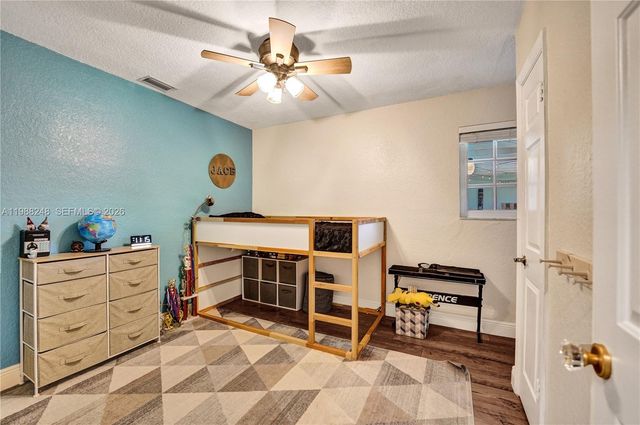 4701 SW 110th Ave, Davie, FL 33328