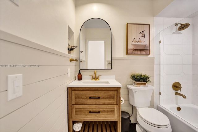 4701 SW 110th Ave, Davie, FL 33328