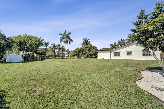 4701 SW 110th Ave, Davie, FL 33328