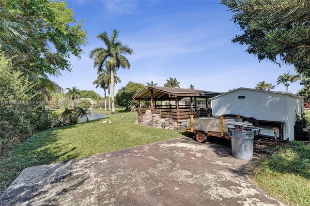 4701 SW 110th Ave, Davie, FL 33328