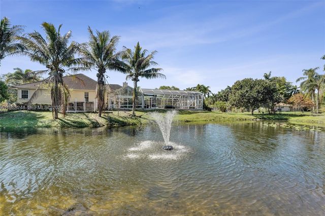 4701 SW 110th Ave, Davie, FL 33328