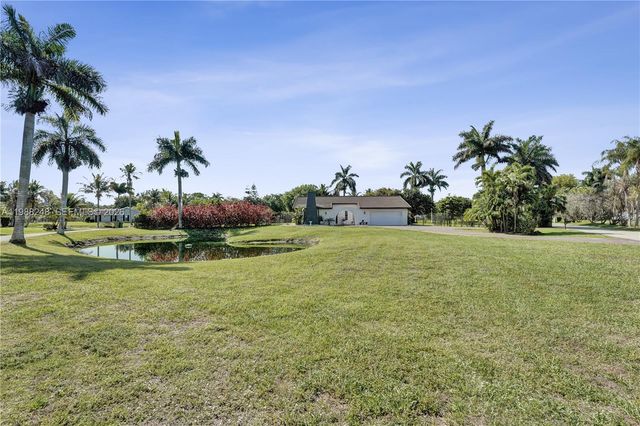 4701 SW 110th Ave, Davie, FL 33328