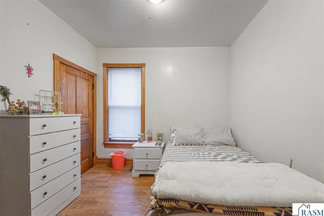 433 N 5th Street, Mankato, MN 56001