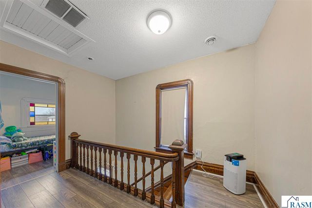 433 N 5th Street, Mankato, MN 56001