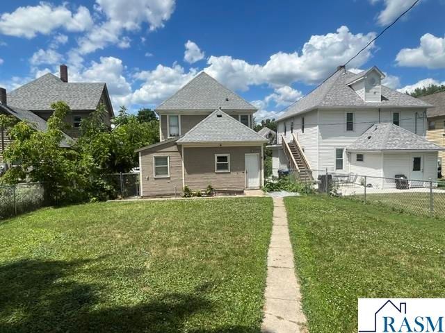 433 N 5th Street, Mankato, MN 56001