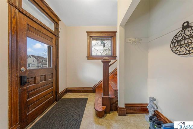 433 N 5th Street, Mankato, MN 56001