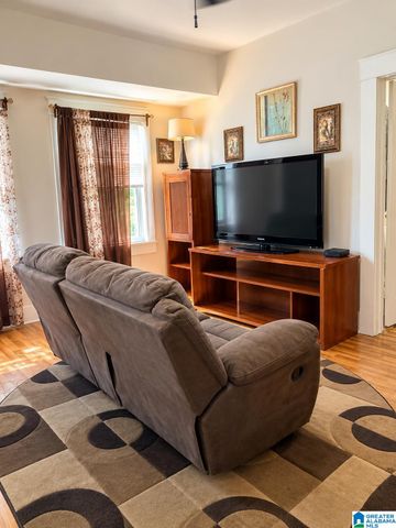 215 47TH PLACE N, Birmingham, AL 35212