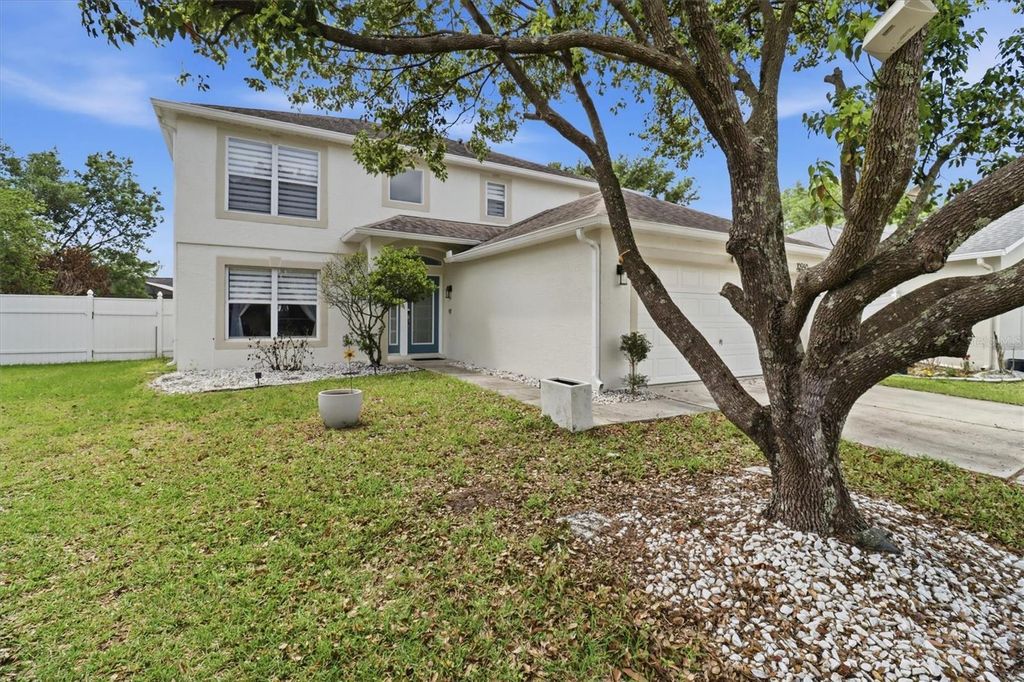 Image 3 of property listing at 16948 CORNER HILL COURT, Orlando, FL 32820