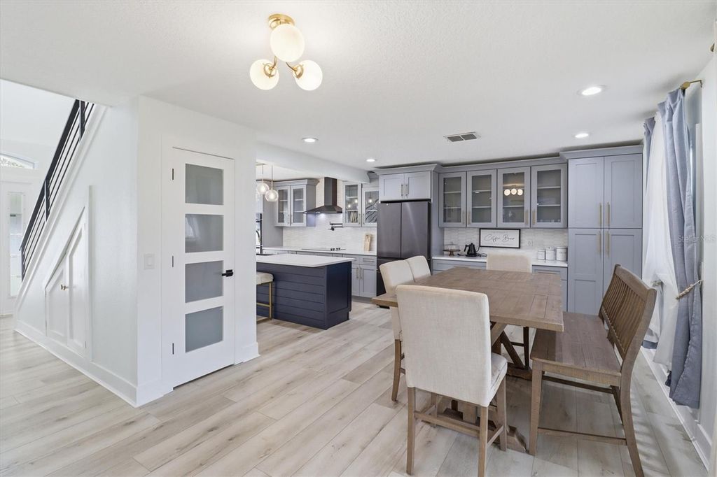 Image 21 of property listing at 16948 CORNER HILL COURT, Orlando, FL 32820