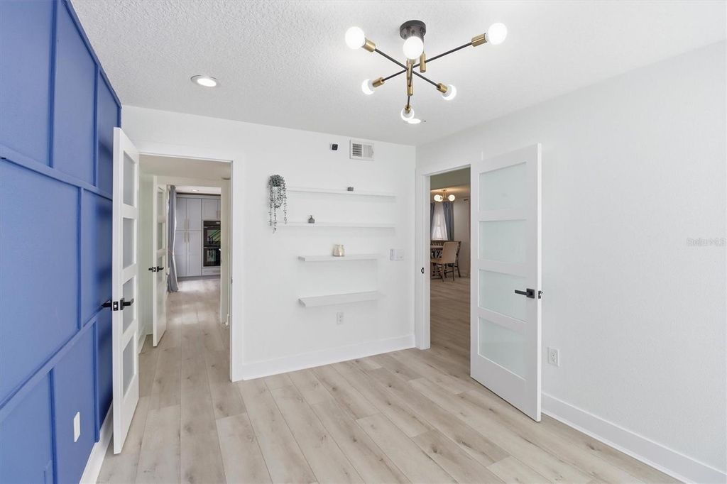 Image 28 of property listing at 16948 CORNER HILL COURT, Orlando, FL 32820