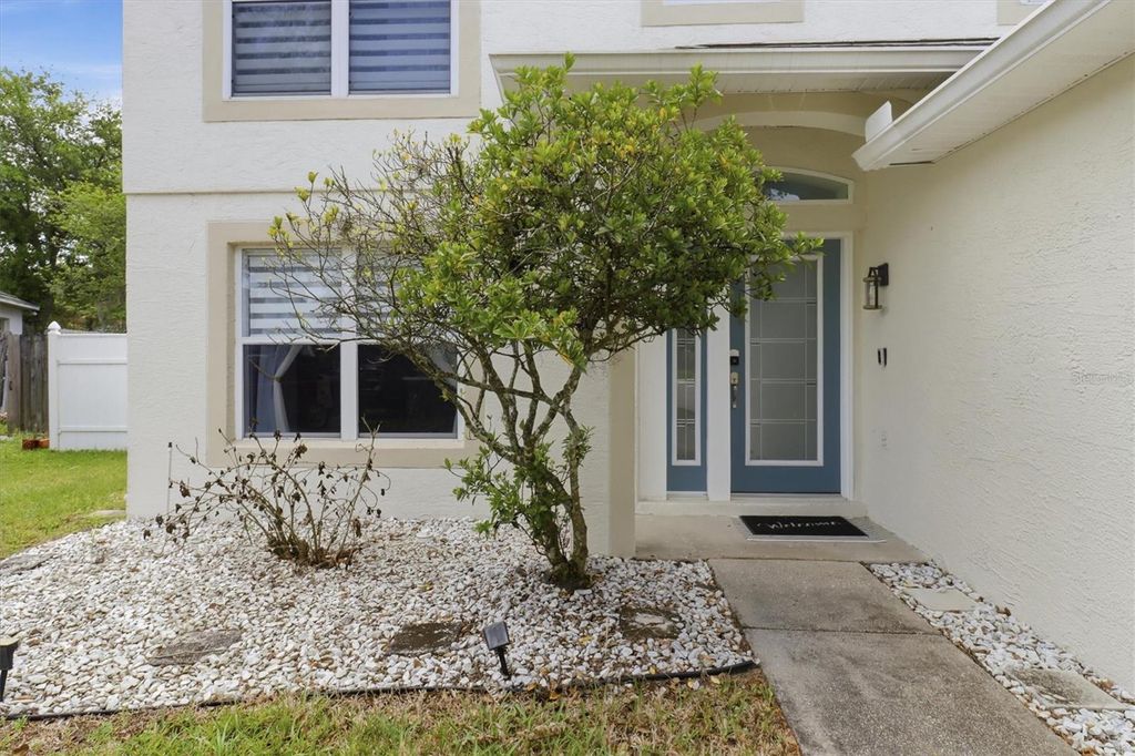 Image 4 of property listing at 16948 CORNER HILL COURT, Orlando, FL 32820