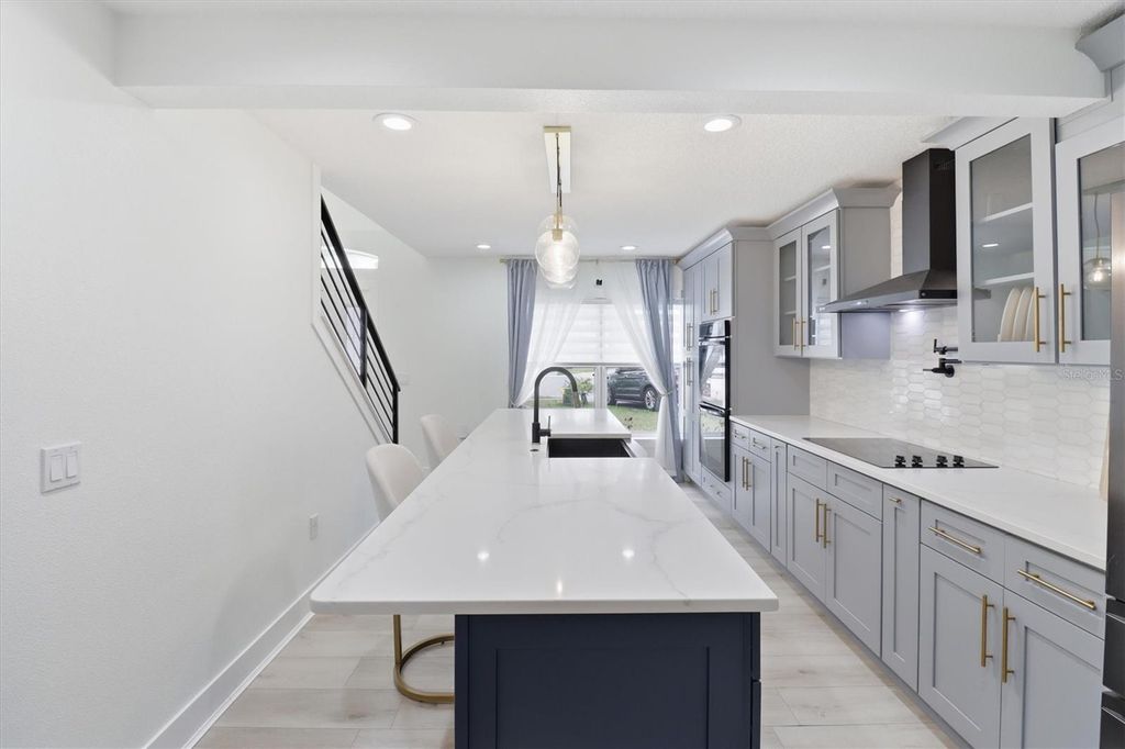 Image 9 of property listing at 16948 CORNER HILL COURT, Orlando, FL 32820