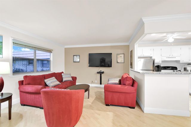 138 Seville E, Delray Beach, FL 33446