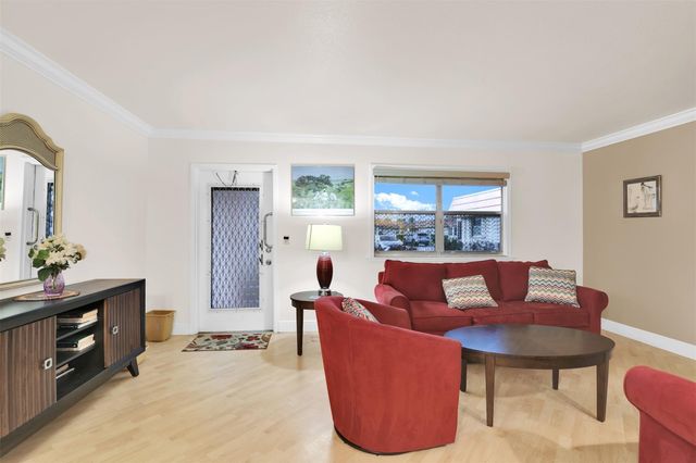 138 Seville E, Delray Beach, FL 33446