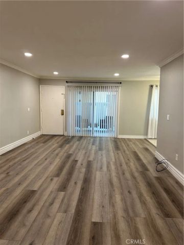 121 Sinclair 122, Glendale, CA 91206
