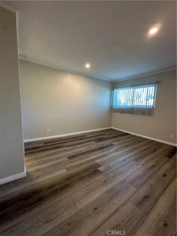 121 Sinclair 122, Glendale, CA 91206