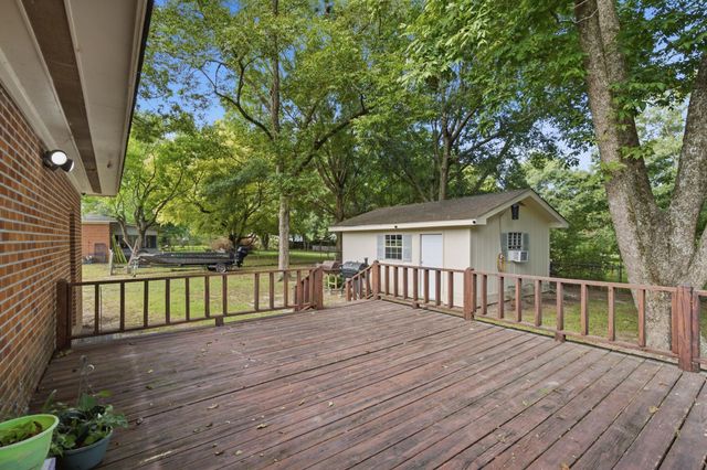 101 Forrest Dr., Petal, MS 39465