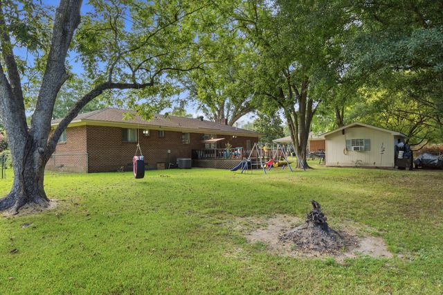 101 Forrest Dr., Petal, MS 39465