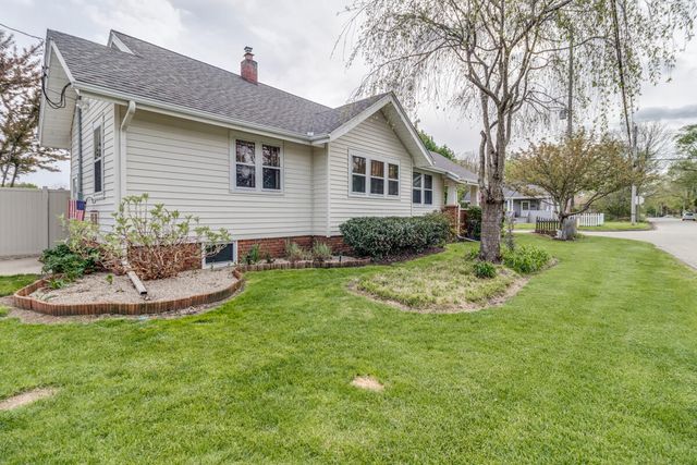 15 Pioneer Street, Battle Creek, MI 49015