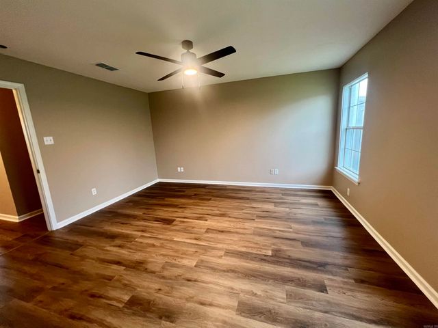 33 Reno Drive, Cabot, AR 72023