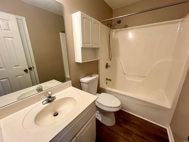 33 Reno Drive, Cabot, AR 72023