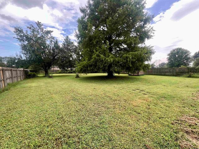 33 Reno Drive, Cabot, AR 72023