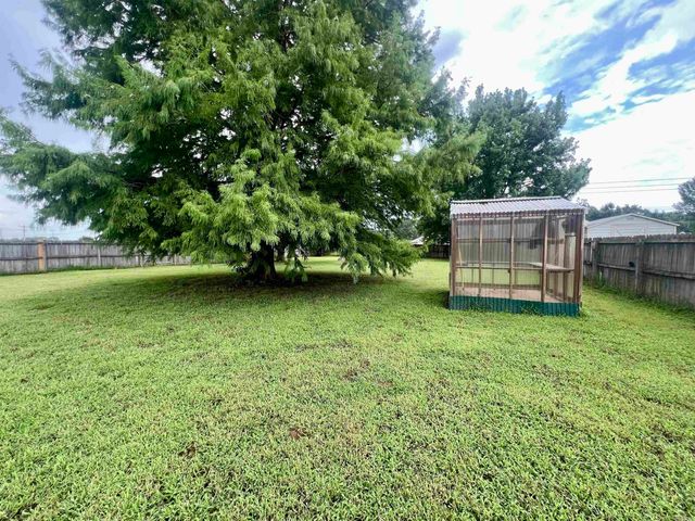 33 Reno Drive, Cabot, AR 72023