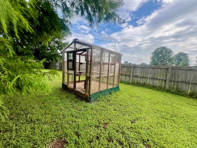 33 Reno Drive, Cabot, AR 72023