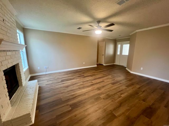 33 Reno Drive, Cabot, AR 72023