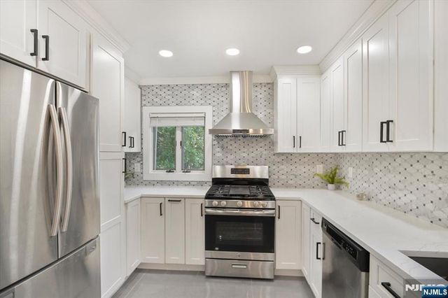 53 Sylvan Terrace, Wayne, NJ 07470