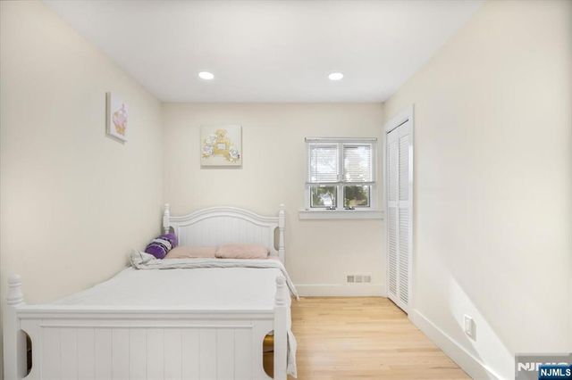 53 Sylvan Terrace, Wayne, NJ 07470