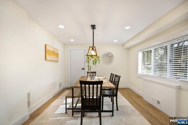 53 Sylvan Terrace, Wayne, NJ 07470