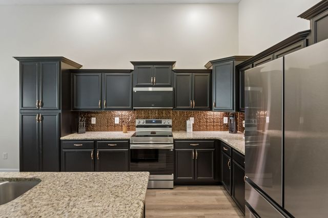 1138 Starhurst Dr, Murfreesboro, TN 37128