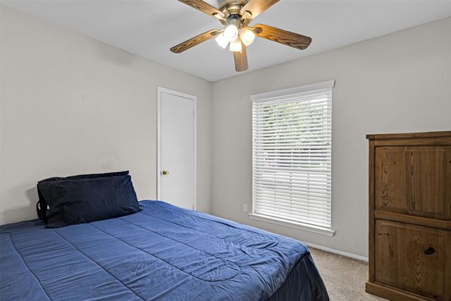 1644 Glenhill Lane, Lewisville, TX 75077