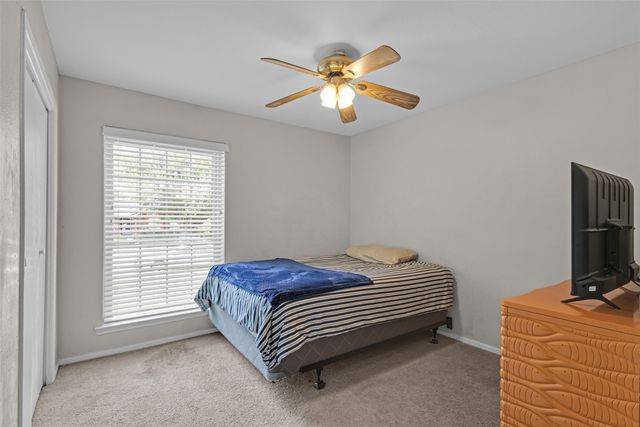 1644 Glenhill Lane, Lewisville, TX 75077