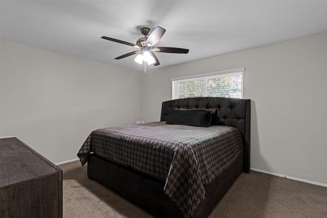 1644 Glenhill Lane, Lewisville, TX 75077
