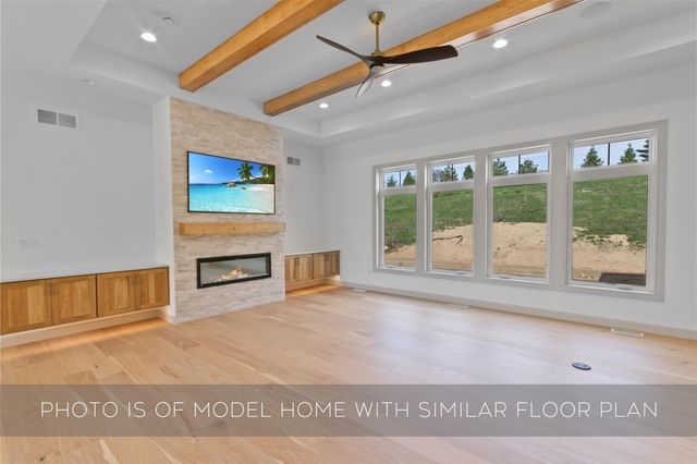 53300 Summer Breeze Drive, South Bend, IN 46637