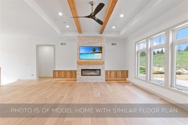 53300 Summer Breeze Drive, South Bend, IN 46637