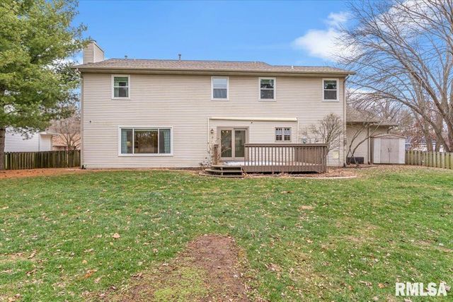 2315 CHESAPEAKE Landing, Springfield, IL 62712