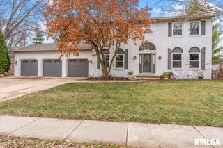 2315 CHESAPEAKE Landing, Springfield, IL 62712