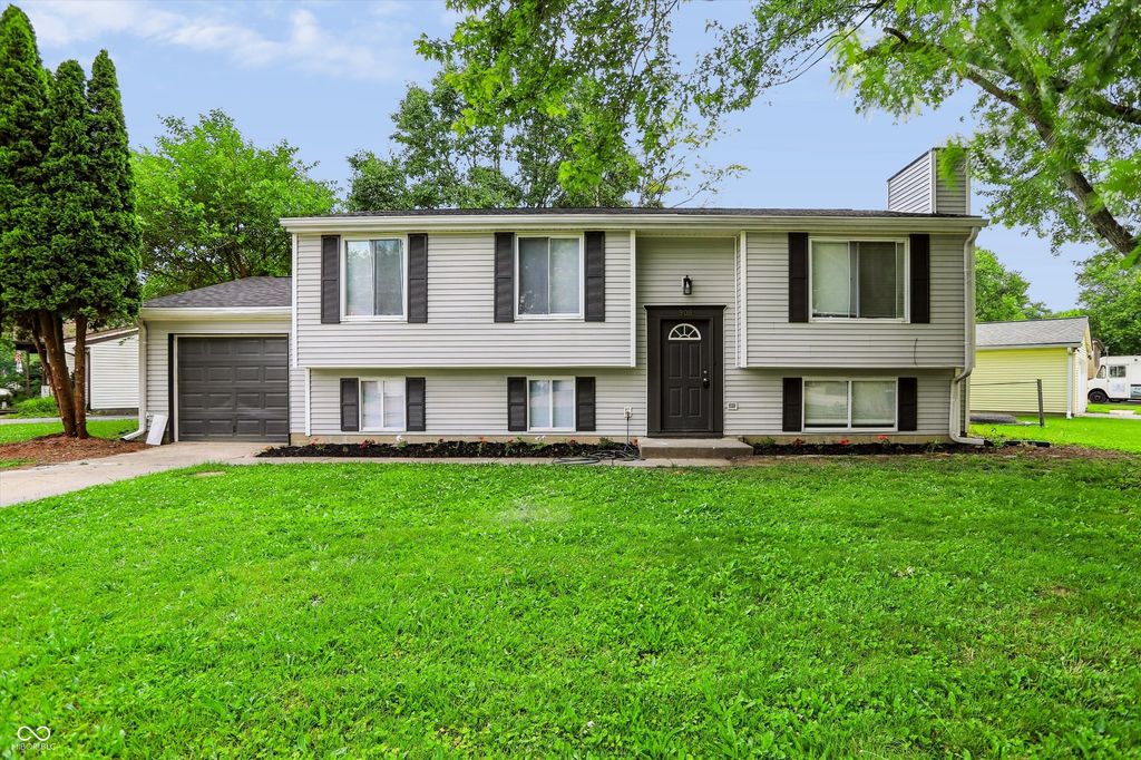 908 Coolee Lane, Indianapolis, IN 46229